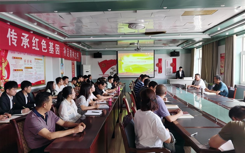 學院黨委委員、副院長王永緒為機械制造系、汽車 工程系師生講專題黨課